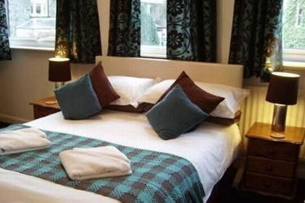Number 80 Hotel Bowness-on-Windermere Bagian luar foto